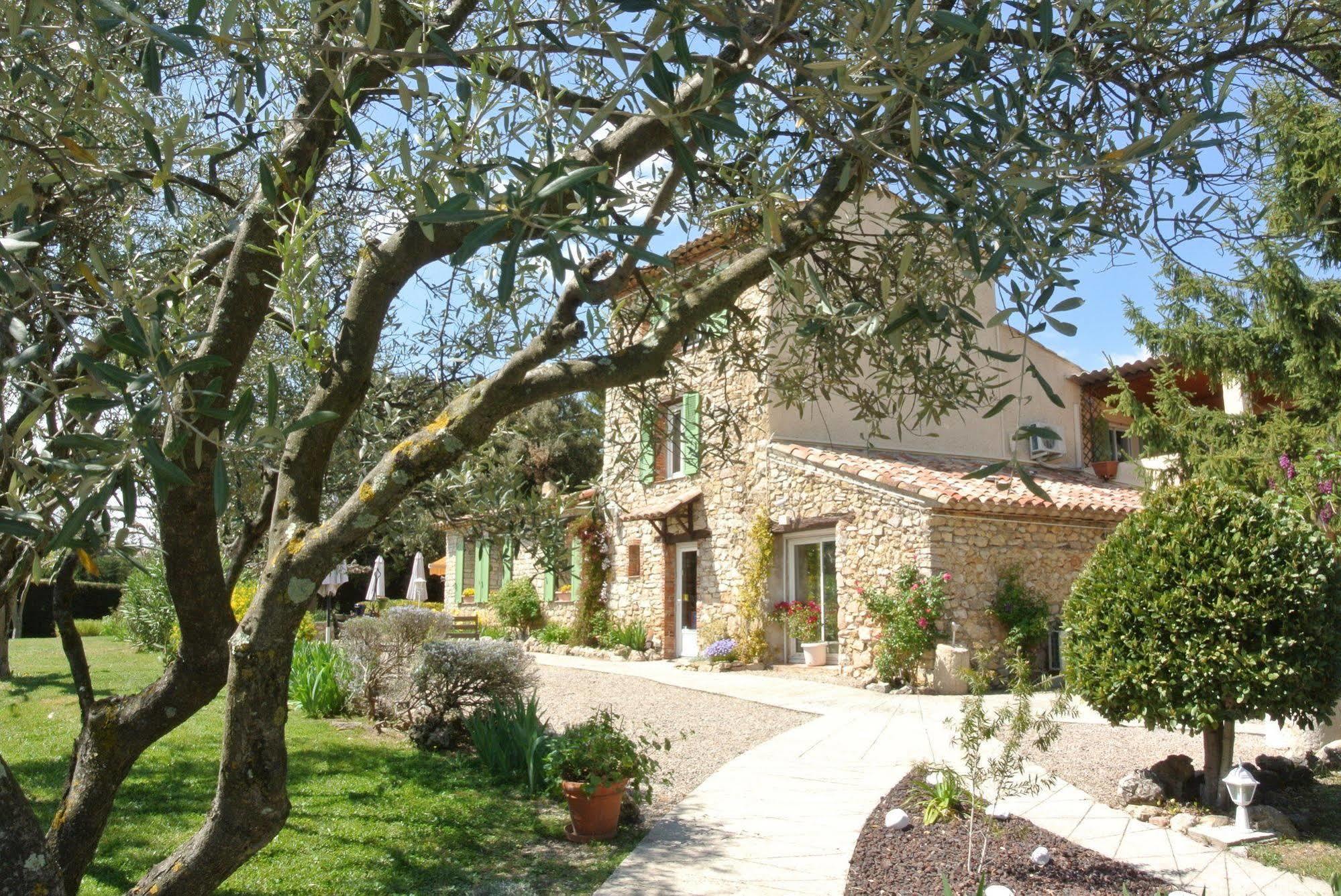 مبيت وإفطار Flayosc La Vieille Bastide المظهر الخارجي الصورة